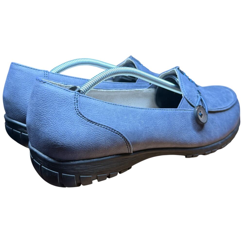 WHITE MOUNTAIN Judo Women's 10M Blue Slip On Comfort Shoes Button Detail Flats - Picture 5 of 11